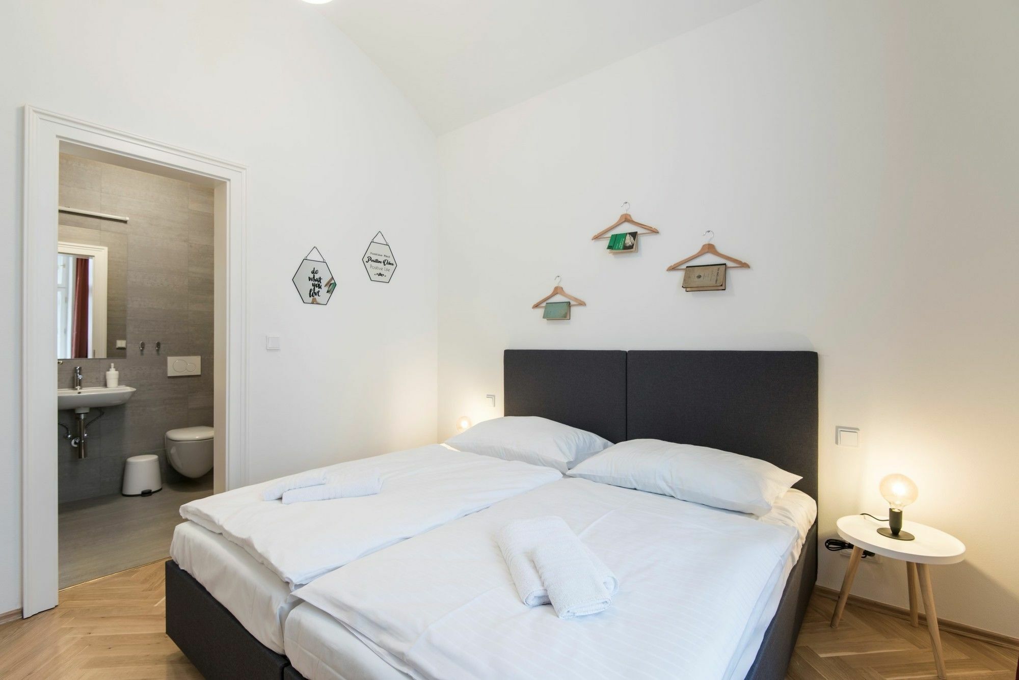 Rehorova Apartments プラハ エクステリア 写真